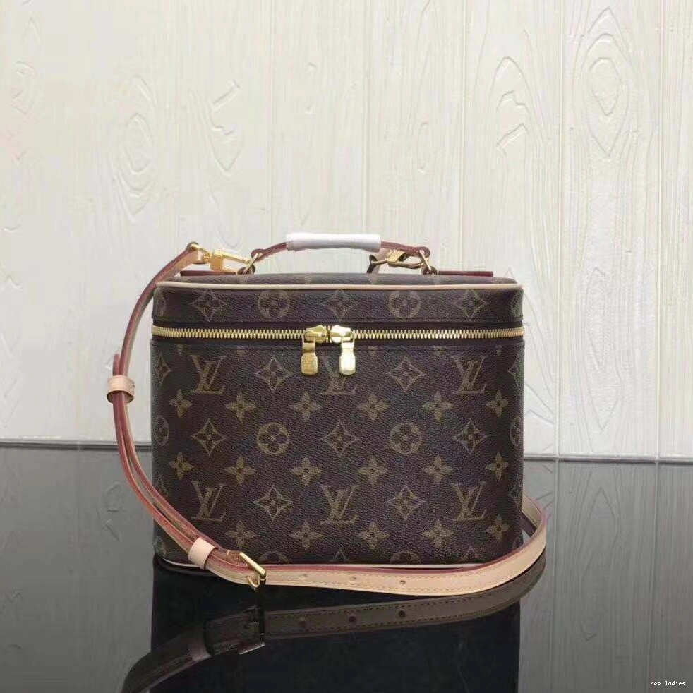 Cheap BAG VUITTON LOUIS TOILETRY 0811